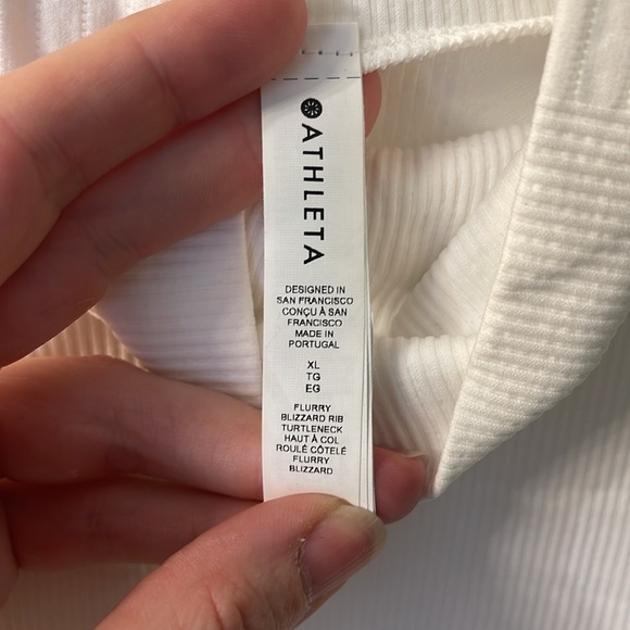 Athleta Flurry Blizzard Rib Turtleneck - Picture 4 of 5